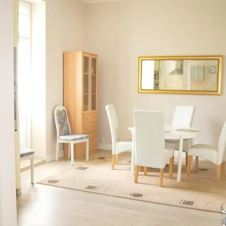 Apartament Home3city Grande *